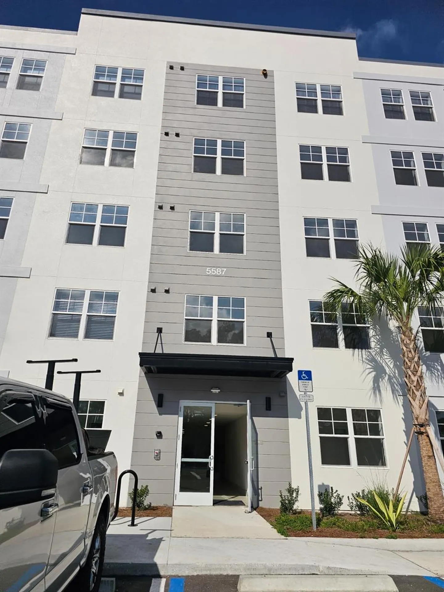 5587 Millenia Park Boulevard Orlando FL 32839