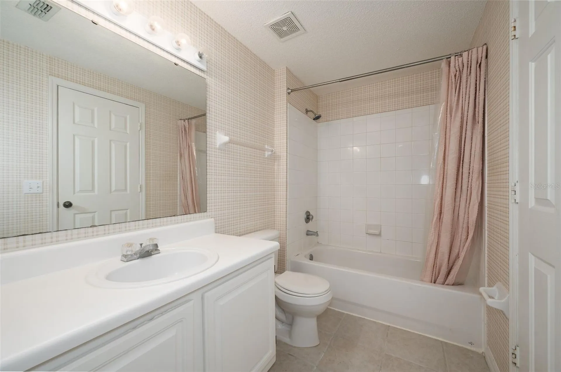 10000 SW 52nd Avenue Gainesville FL 32608