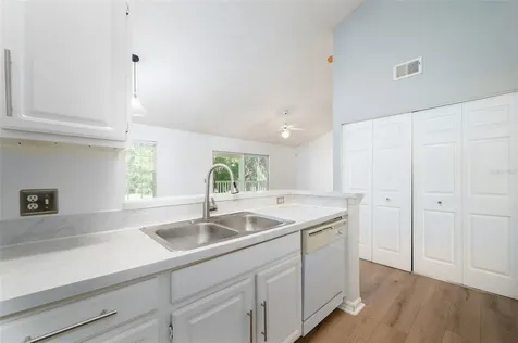 10000 SW 52nd Avenue Gainesville FL 32608