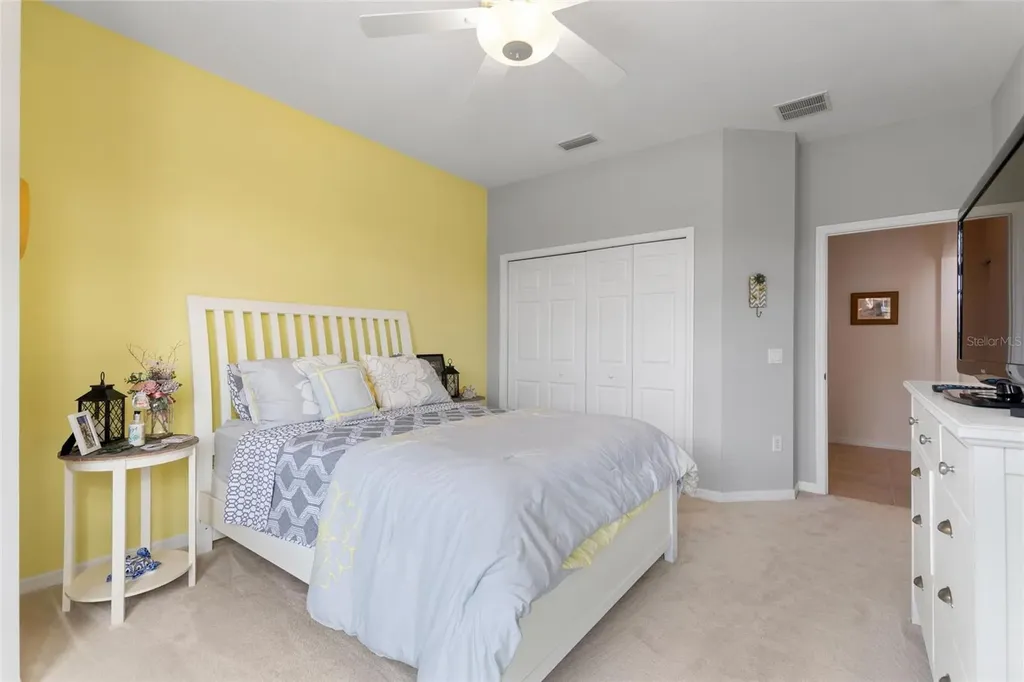612 Vista Oaks Way Davenport FL 33837