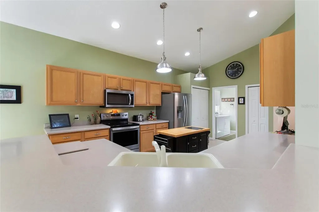 612 Vista Oaks Way Davenport FL 33837