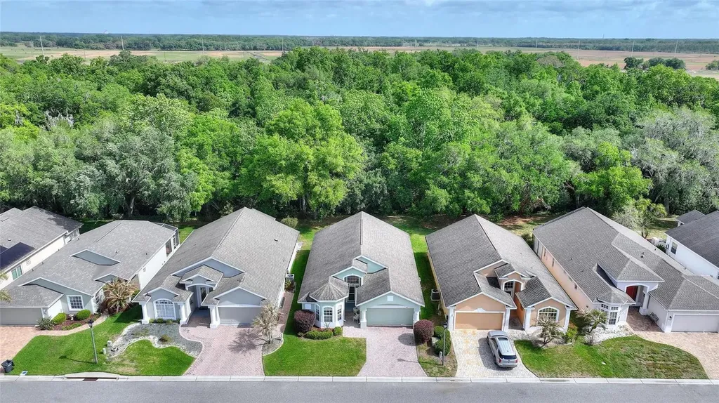 612 Vista Oaks Way Davenport FL 33837