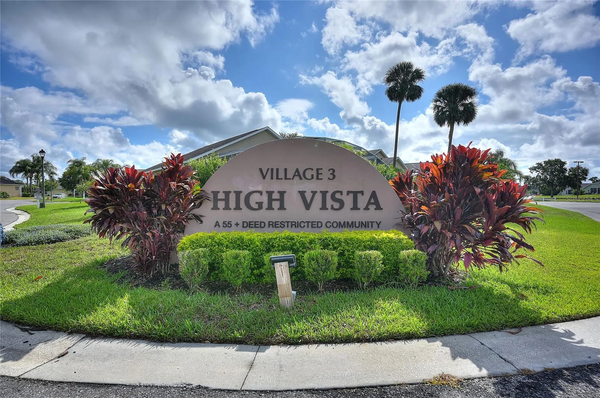 612 Vista Oaks Way Davenport FL 33837