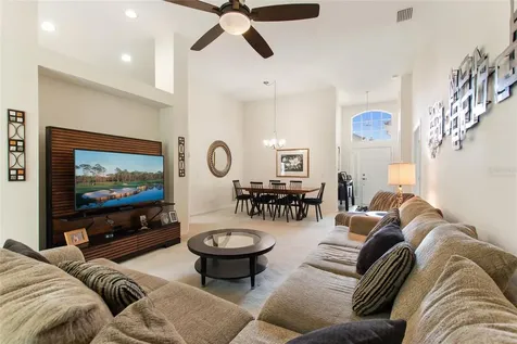 612 Vista Oaks Way Davenport FL 33837