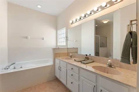 612 Vista Oaks Way Davenport FL 33837