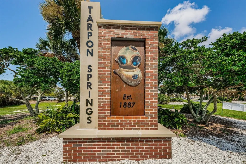 Grosse Avenue Tarpon Springs FL 34689