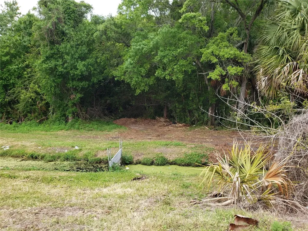 Grosse Avenue Tarpon Springs FL 34689
