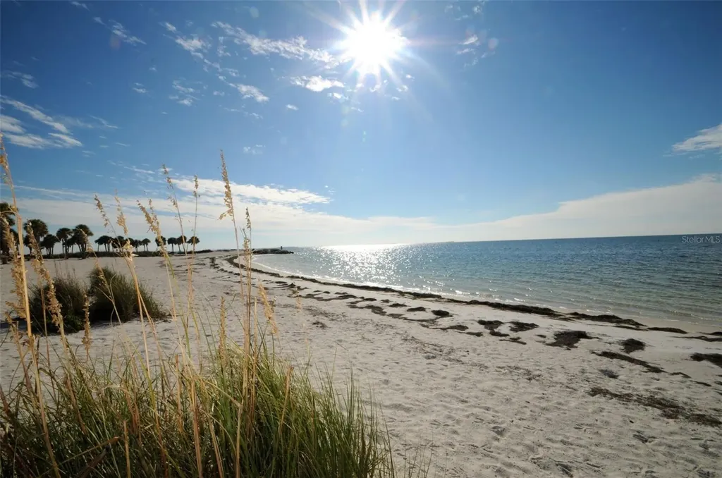 Grosse Avenue Tarpon Springs FL 34689