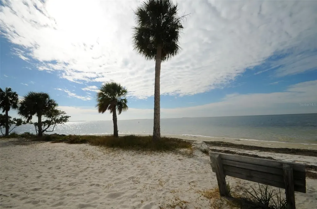 Grosse Avenue Tarpon Springs FL 34689