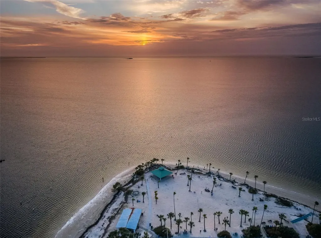 Grosse Avenue Tarpon Springs FL 34689