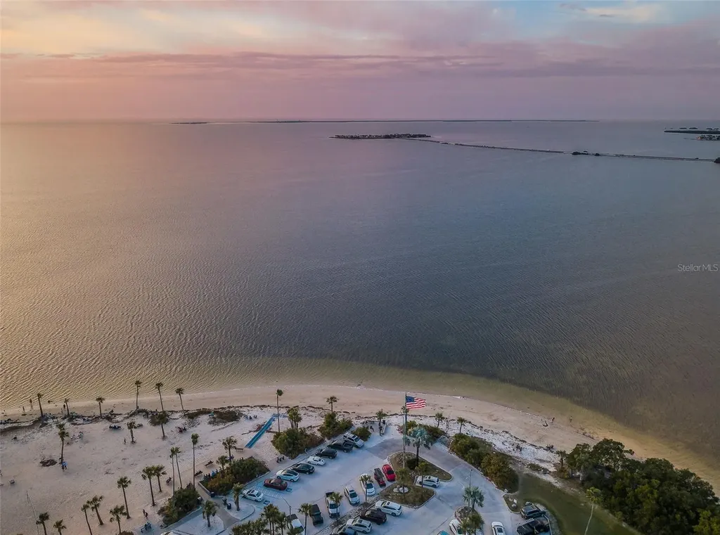 Grosse Avenue Tarpon Springs FL 34689