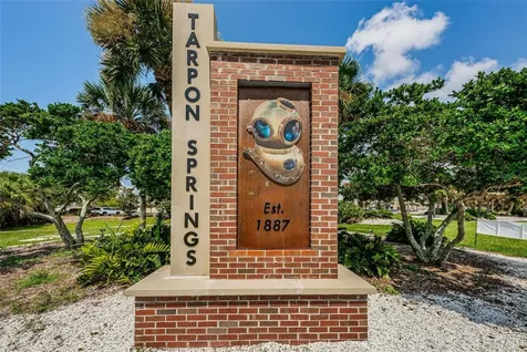 Grosse Avenue Tarpon Springs FL 34689