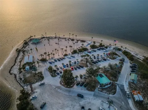 Grosse Avenue Tarpon Springs FL 34689