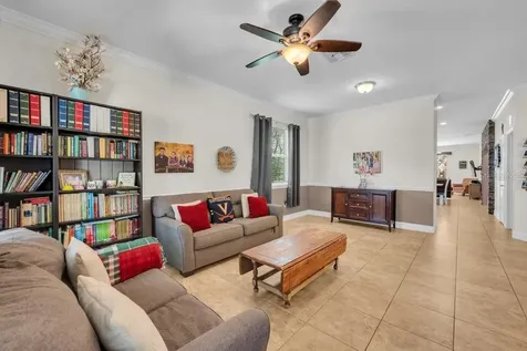 15721 Oakleaf Run Drive Lithia FL 33547