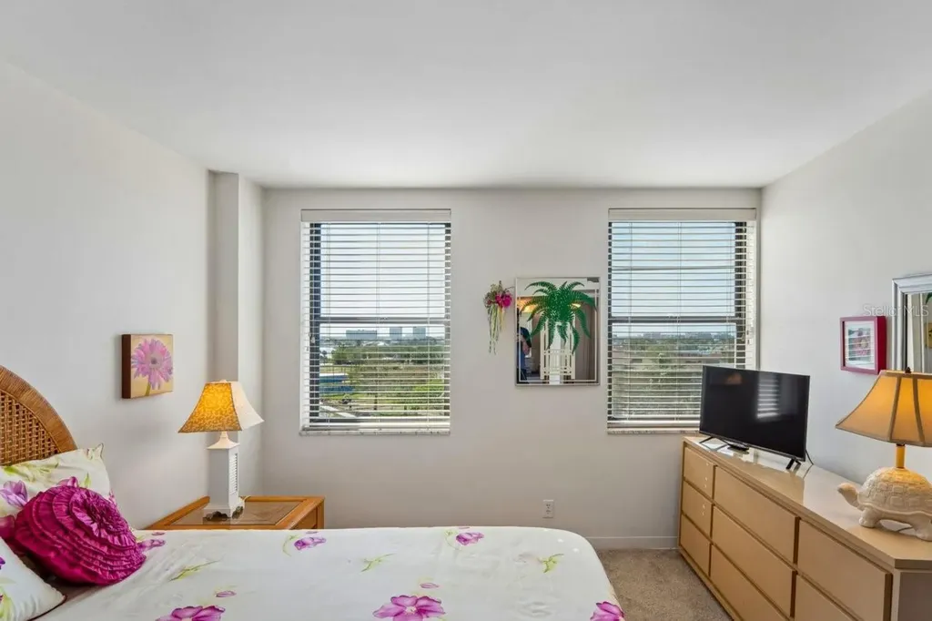 10355 Paradise Boulevard Treasure Island FL 33706
