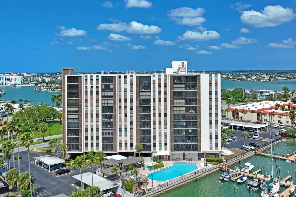 10355 Paradise Boulevard Treasure Island FL 33706