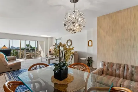 10355 Paradise Boulevard Treasure Island FL 33706