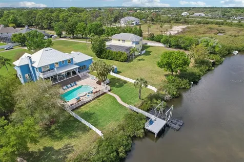 8107 Sierra Manor Lane Tampa FL 33635
