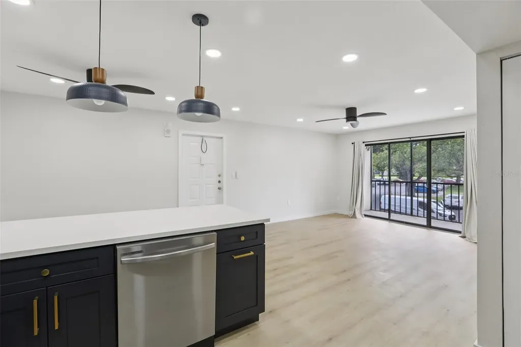 3232 Lake Pine Way E Tarpon Springs FL 34688