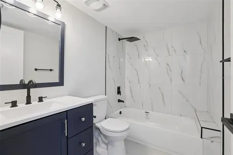 3232 Lake Pine Way E Tarpon Springs FL 34688