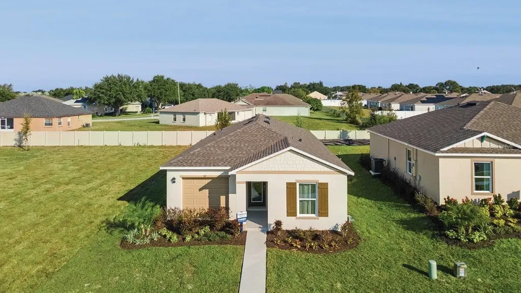 1115 Amber Waves Court Lake Wales FL 33859
