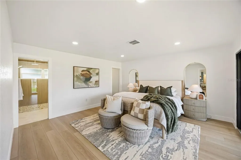 2273 Lakewood Drive Nokomis FL 34275