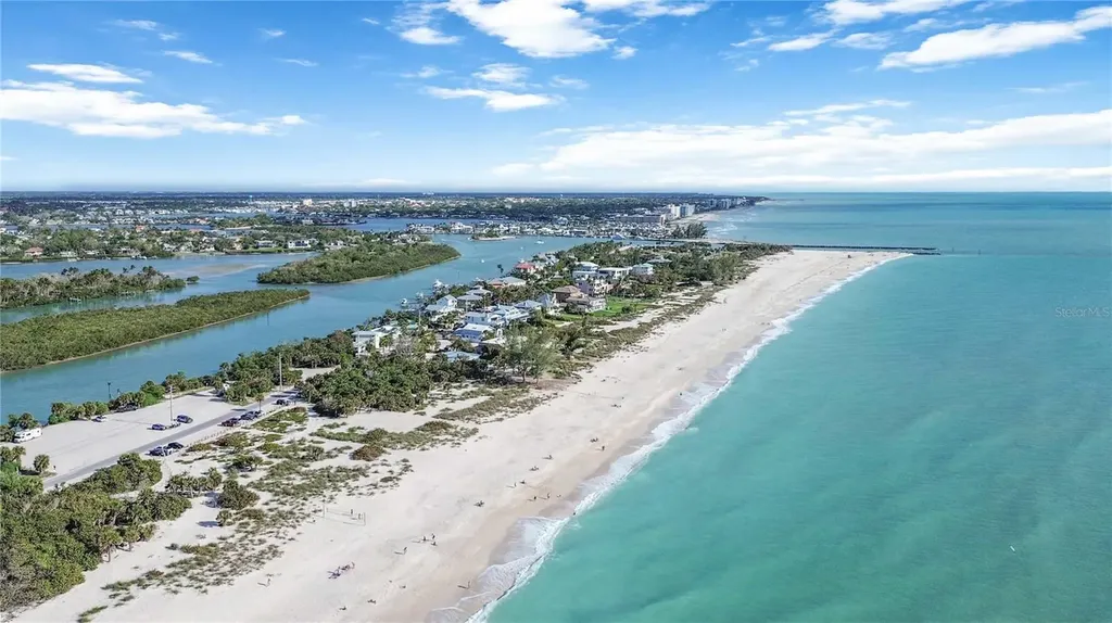 2273 Lakewood Drive Nokomis FL 34275