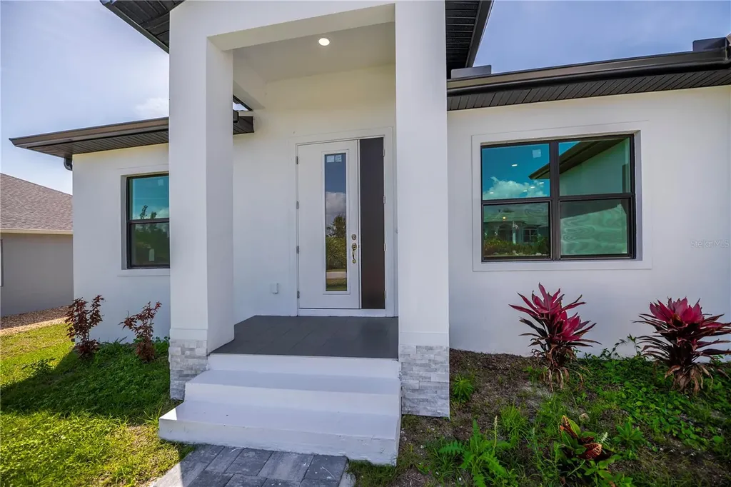 15089 Aldama Circle Port Charlotte FL 33981