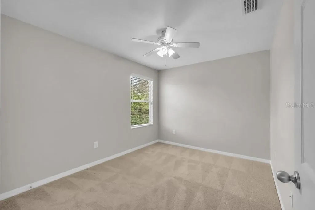 5204 Bannister Park Lane Lithia FL 33547