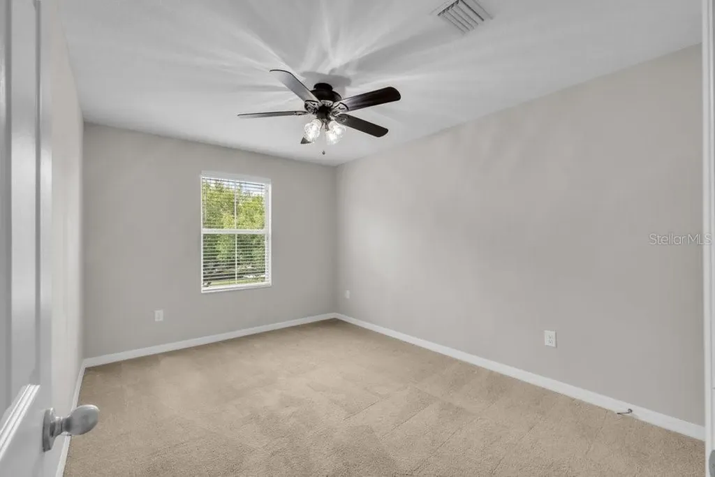5204 Bannister Park Lane Lithia FL 33547