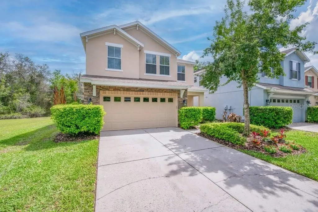 5204 Bannister Park Lane Lithia FL 33547