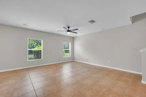 5204 Bannister Park Lane Lithia FL 33547
