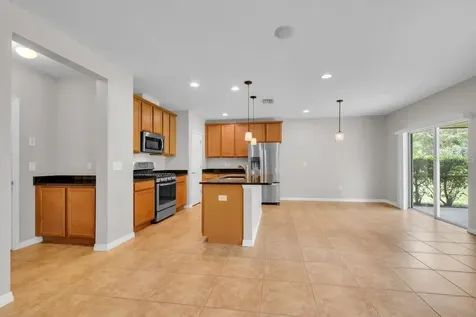 5204 Bannister Park Lane Lithia FL 33547