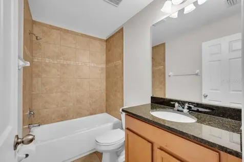 5204 Bannister Park Lane Lithia FL 33547