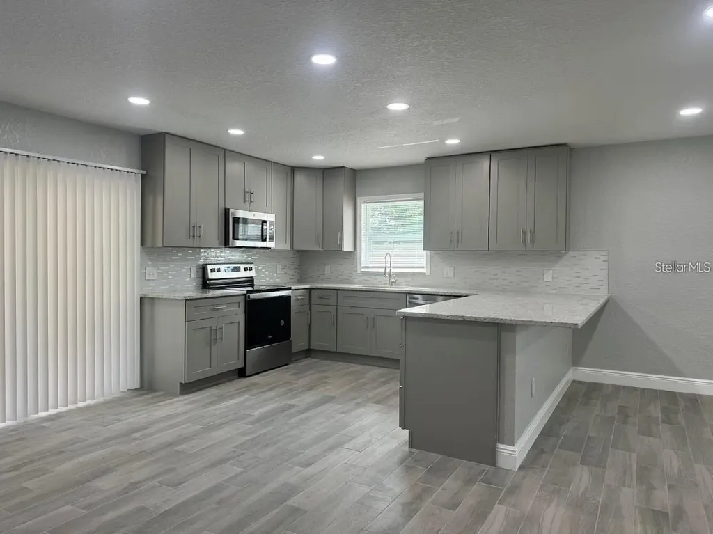 1916 Verano Drive Haines City FL 33844