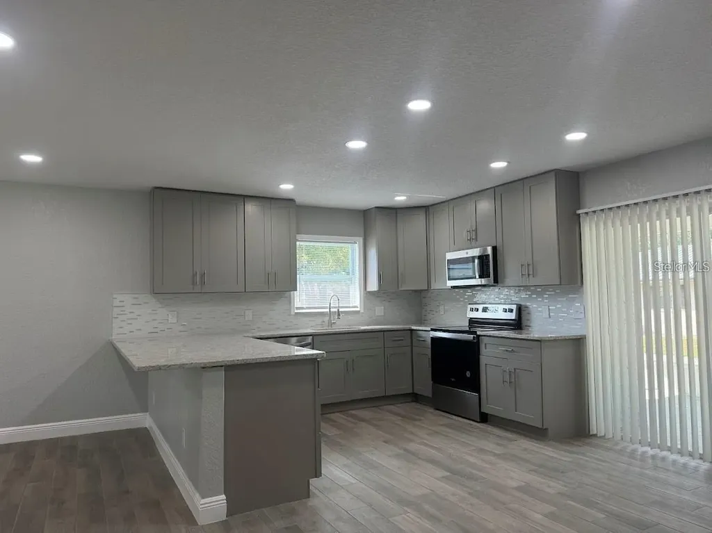 1916 Verano Drive Haines City FL 33844