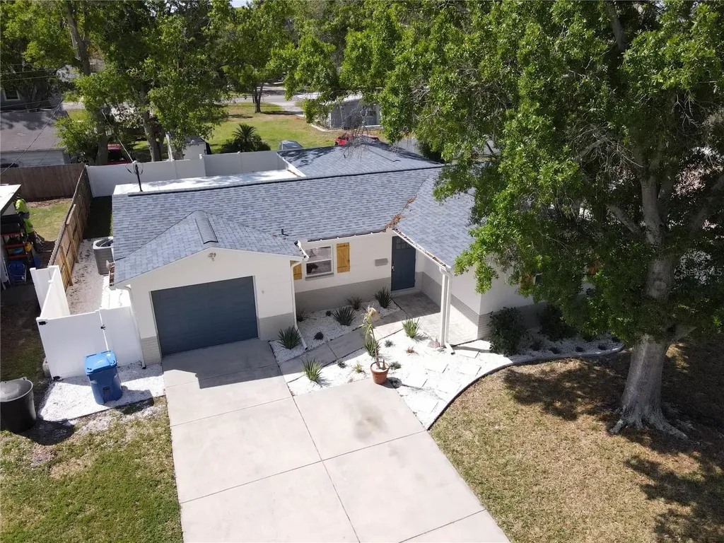 300 84th Avenue NE St Petersburg FL 33702