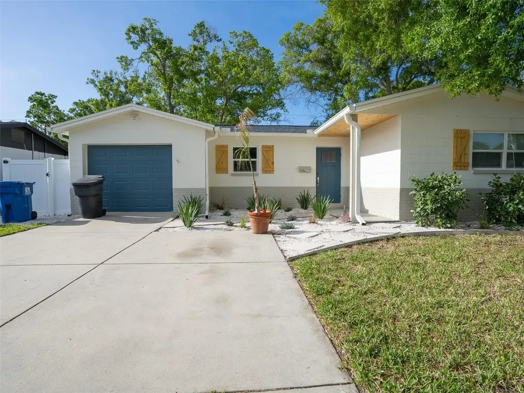 300 84th Avenue NE St Petersburg FL 33702