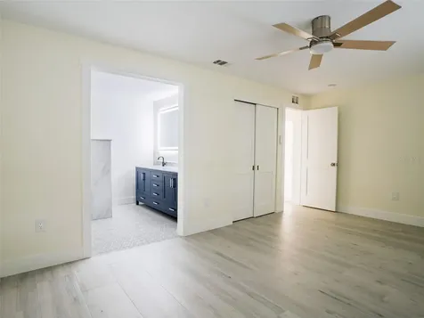 300 84th Avenue NE St Petersburg FL 33702