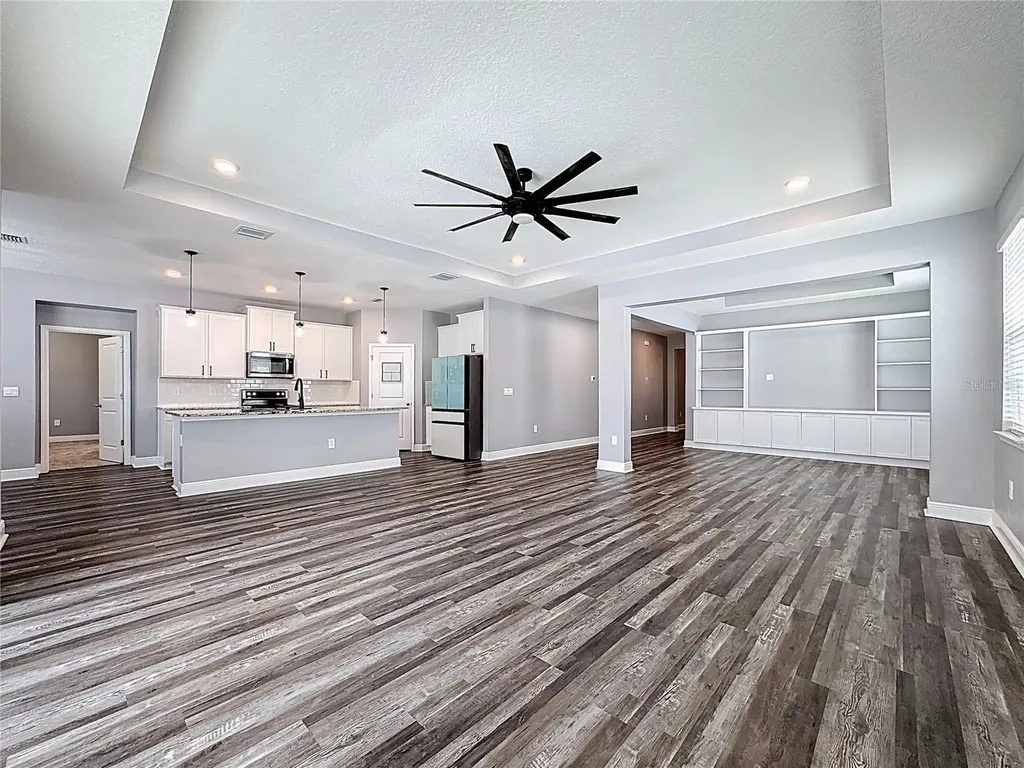 17535 Cantarina Cove Lakewood Ranch FL 34211
