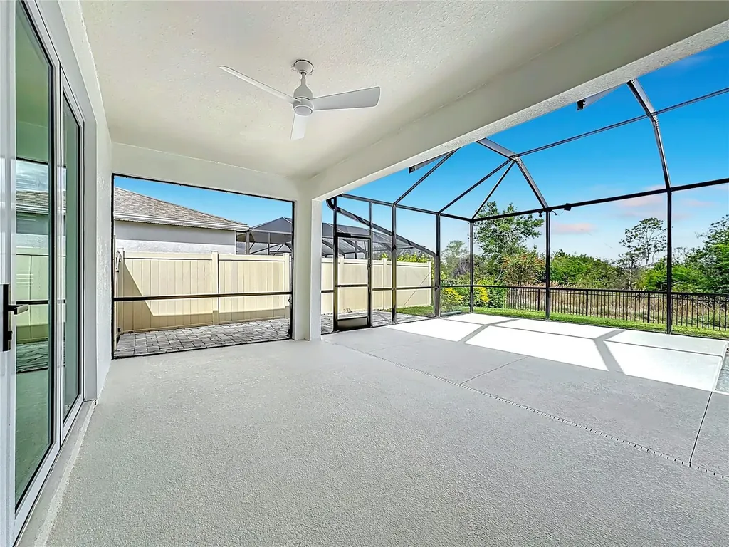 17535 Cantarina Cove Lakewood Ranch FL 34211