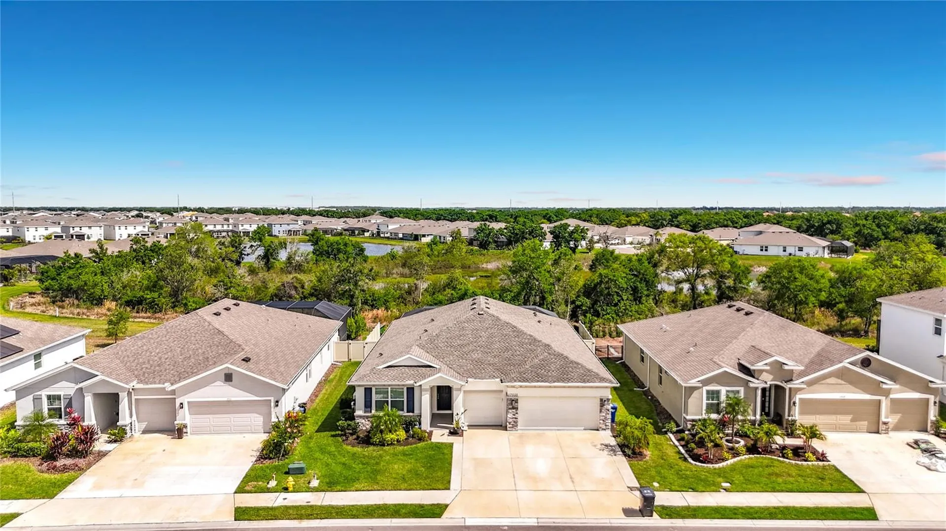 17535 Cantarina Cove Lakewood Ranch FL 34211