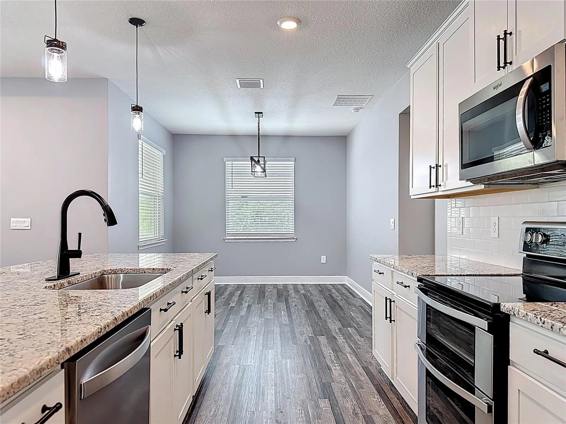 17535 Cantarina Cove Lakewood Ranch FL 34211