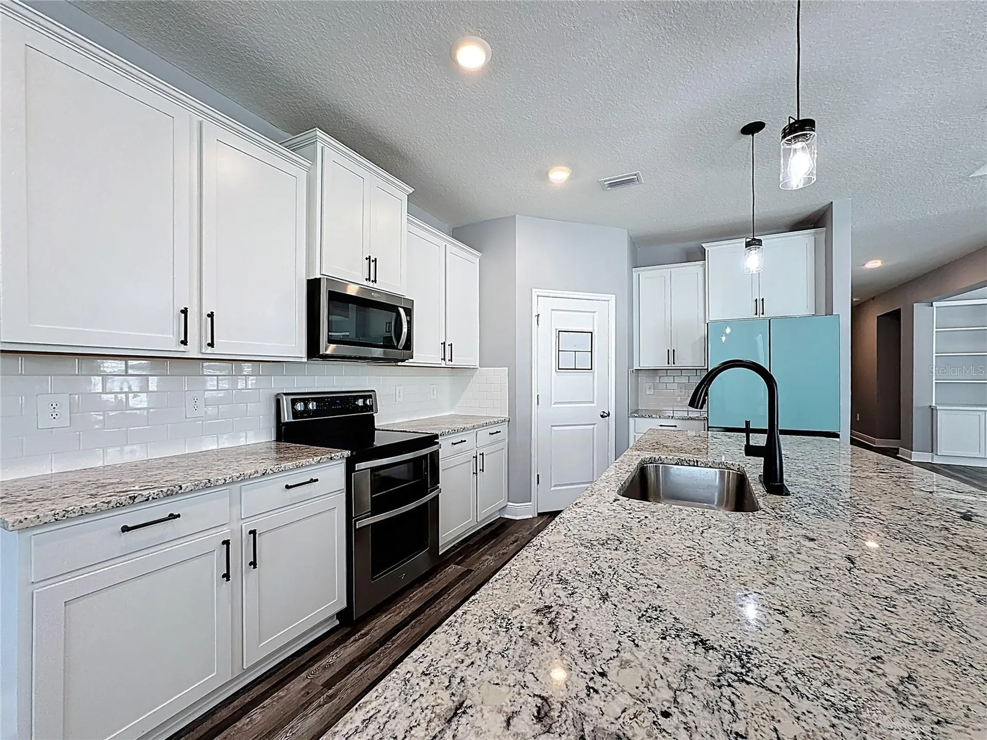 17535 Cantarina Cove Lakewood Ranch FL 34211