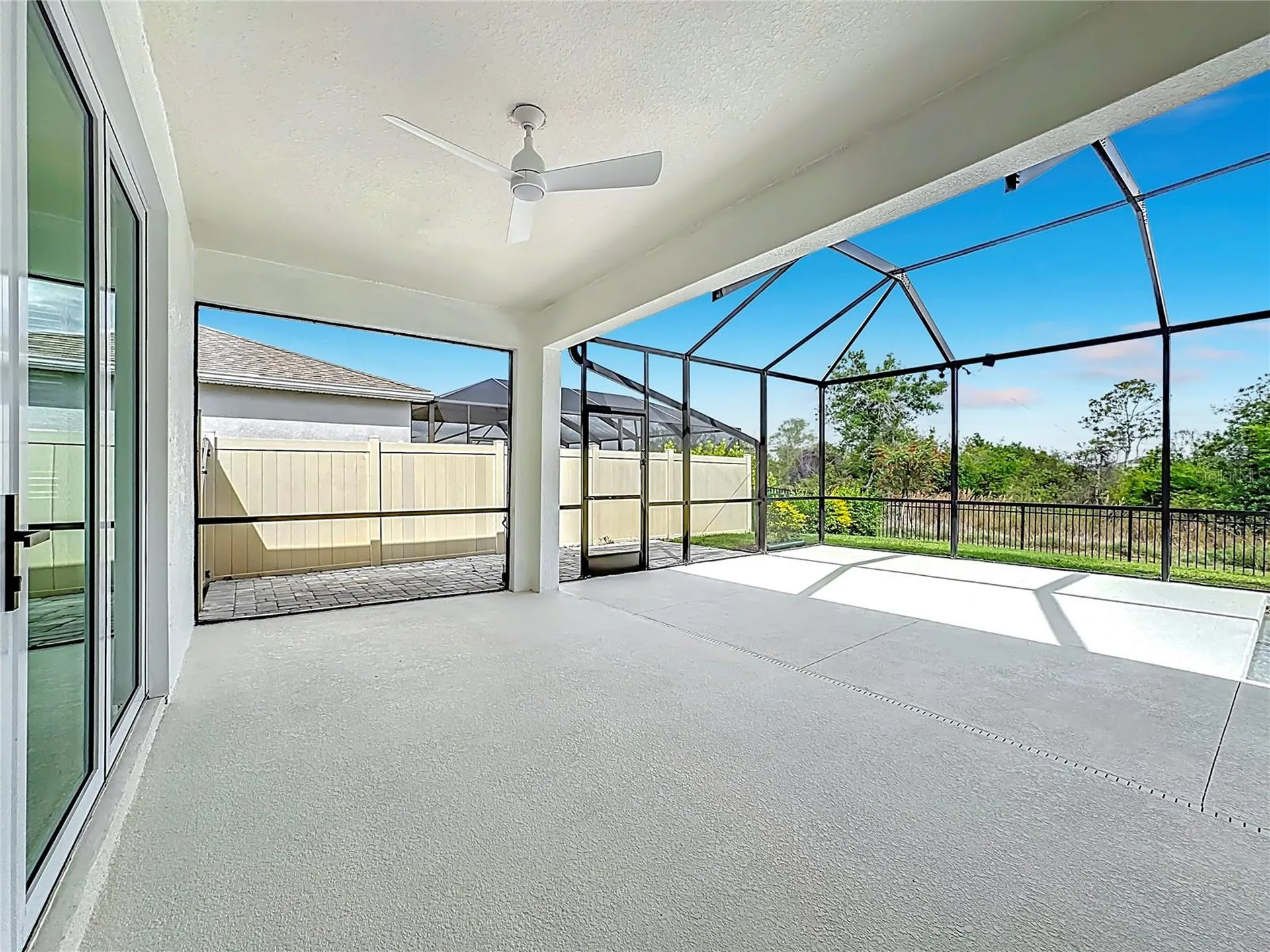 17535 Cantarina Cove Lakewood Ranch FL 34211