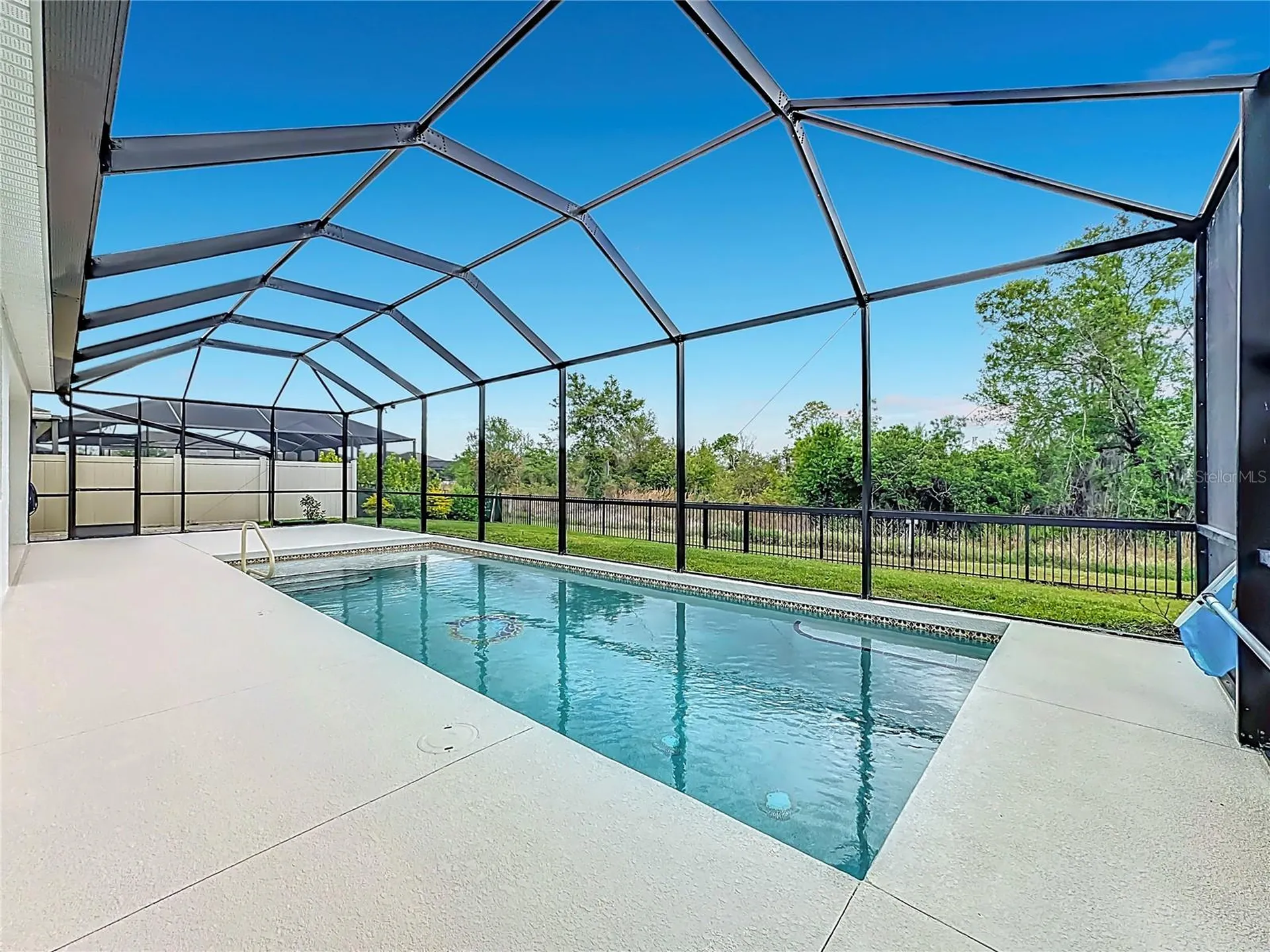 17535 Cantarina Cove Lakewood Ranch FL 34211