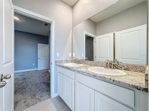 17535 Cantarina Cove Lakewood Ranch FL 34211