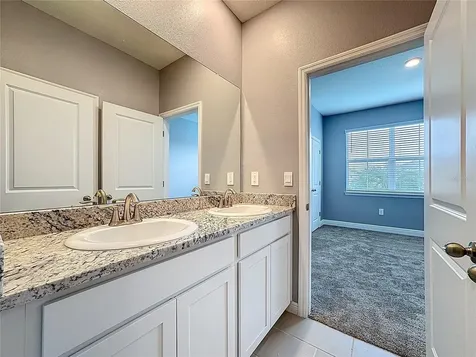 17535 Cantarina Cove Lakewood Ranch FL 34211