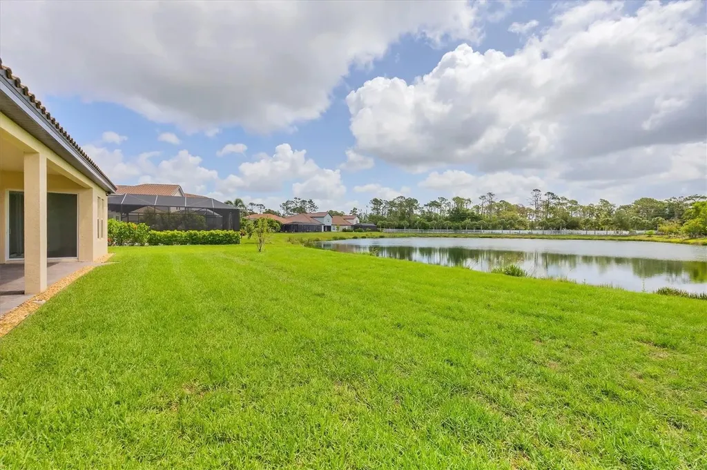 7228 Great Egret Boulevard Sarasota FL 34241
