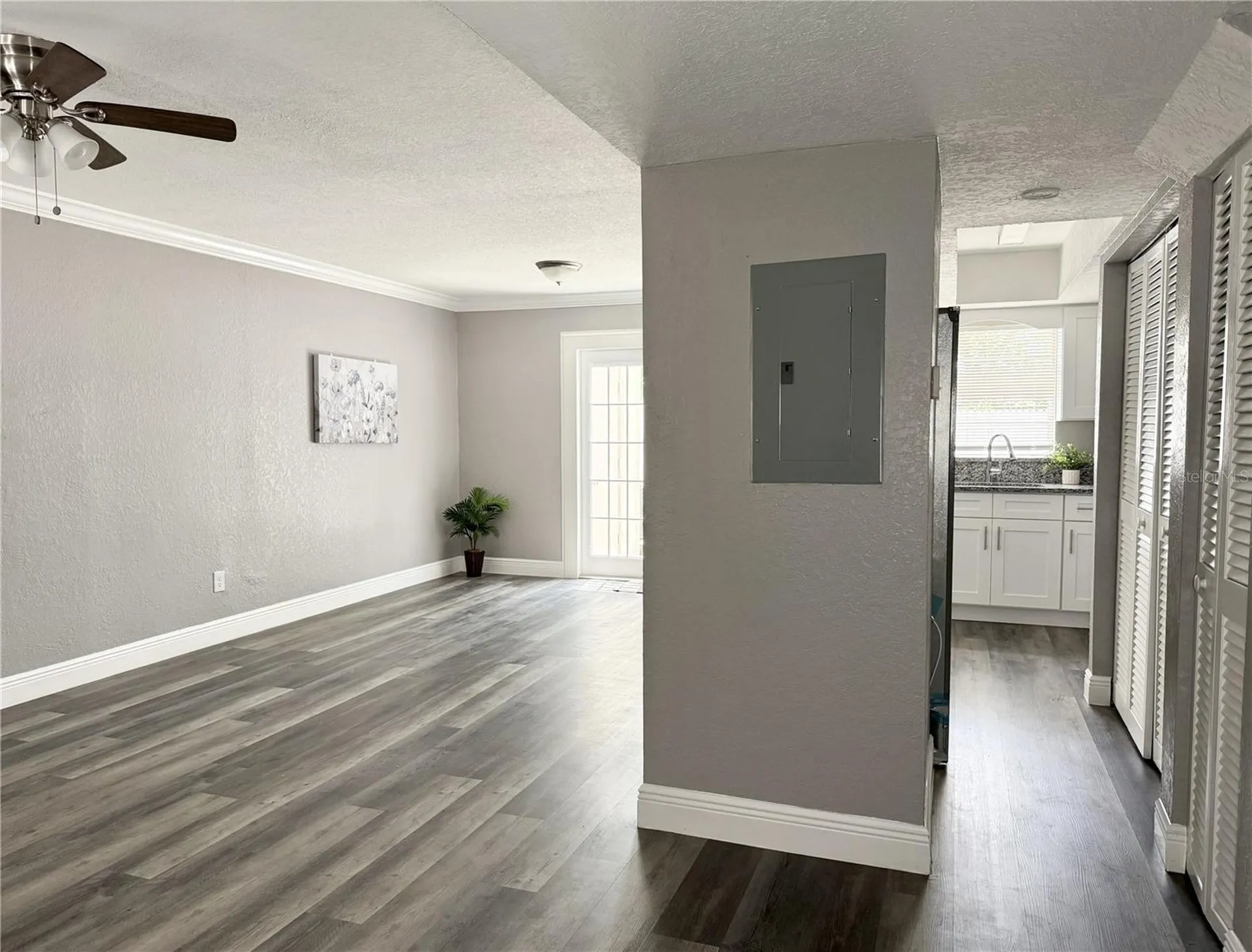 5229 Tennis Court Circle Tampa FL 33617
